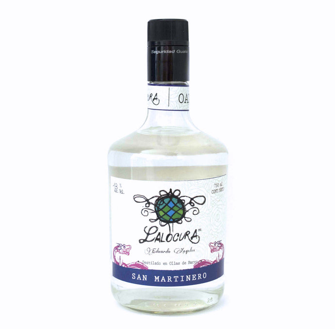 Mezcal artesanal La Locura San Martinero